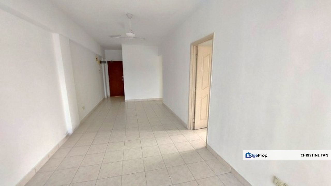 Corner Unit Pelangi Damansara @ Petaling Jaya, Selangor, Bandar Utama