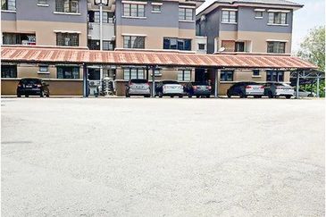 Villa OUG @ Taman Yarl