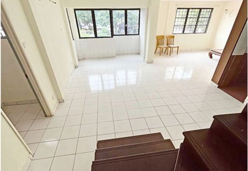 Villa OUG @ Taman Yarl