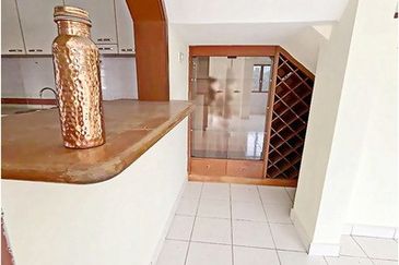 Villa OUG @ Taman Yarl