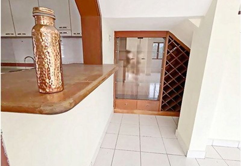 Villa OUG @ Taman Yarl