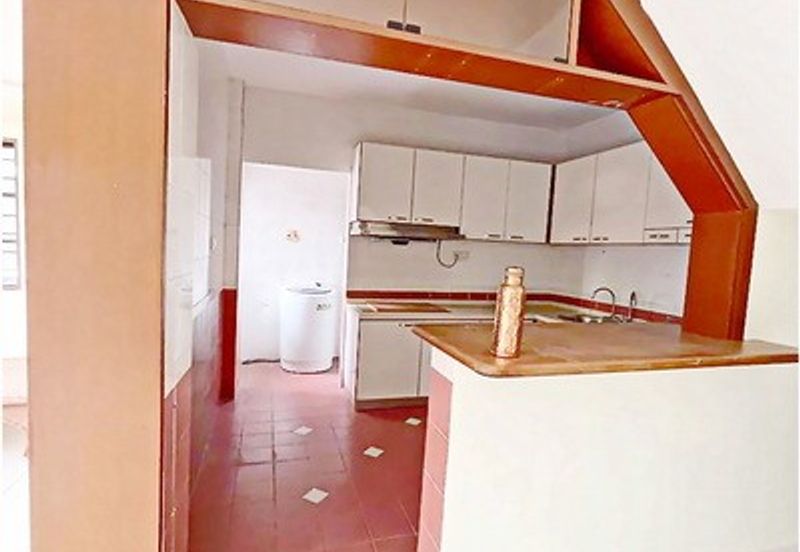 Villa OUG @ Taman Yarl