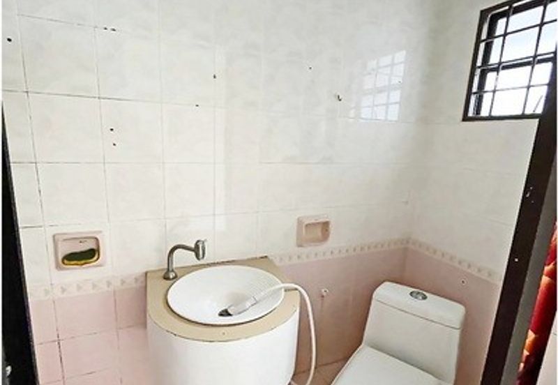 Villa OUG @ Taman Yarl