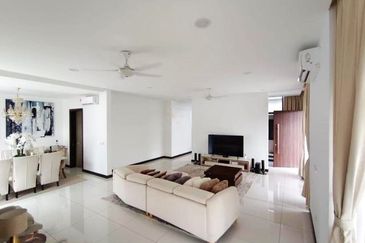 Tiana Elmina Gardens