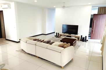 Tiana Elmina Gardens