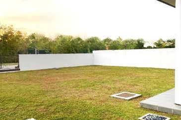 Tiana Elmina Gardens