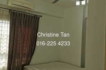 Convenient, Great Community, Excellent Condo For Sale