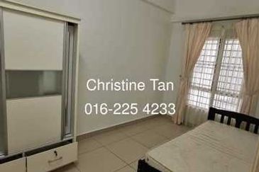 Convenient, Great Community, Excellent Condo For Sale