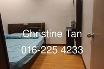 Excellent Condition Studio at Park 51 For Sale