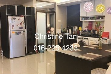 Excellent Condition Studio at Park 51 For Sale