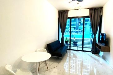 Freehold Cubic Botanical