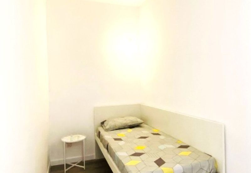 Freehold Cubic Botanical