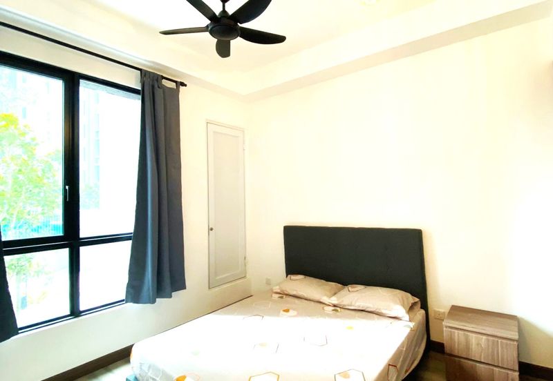 Freehold Cubic Botanical