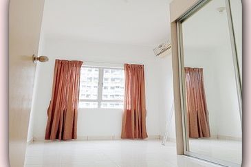 Perdana View Condominium