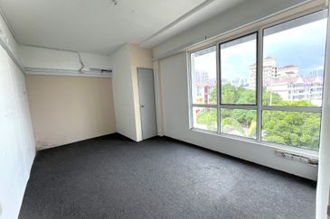 Parklane Commercial Hub