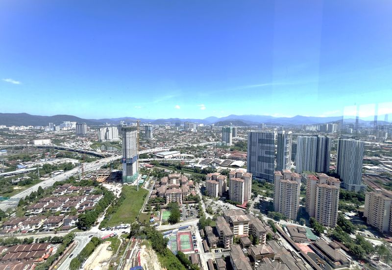 The MET Corporate Towers