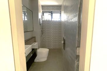 Elmina Green Three @ City of Elmina