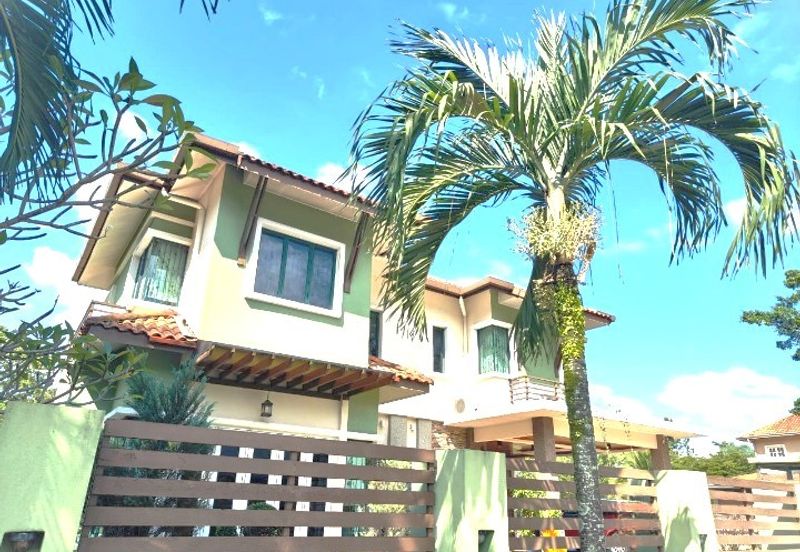 Freehold Bungalow @ Bukit Jelutong