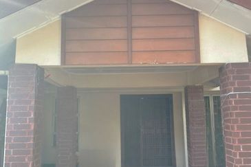 Freehold 2-Storey Terrace @ Bukit Jelutong
