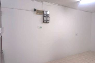 Pangsapuri Damai, Subang Bestari