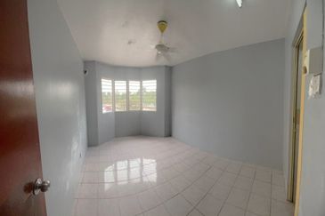 Pangsapuri Damai, Subang Bestari