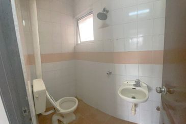 Pangsapuri Damai, Subang Bestari