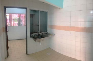 Pangsapuri Damai, Subang Bestari