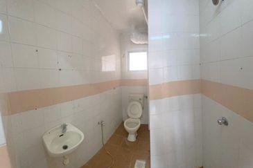 Pangsapuri Damai, Subang Bestari