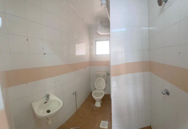 Pangsapuri Damai, Subang Bestari