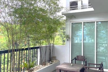 Armanee Terrace