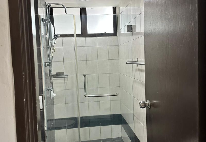 Indah Alam Condominium