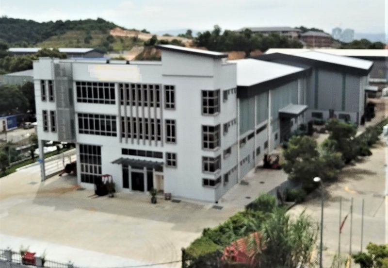 Freehold Industrial Warehouse with premium quality for sale
