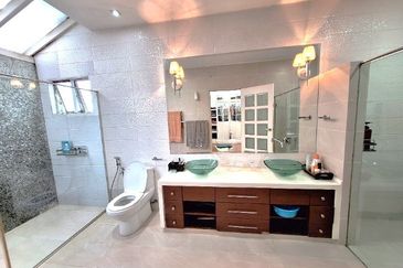 Seksyen 8, Kota Damansara