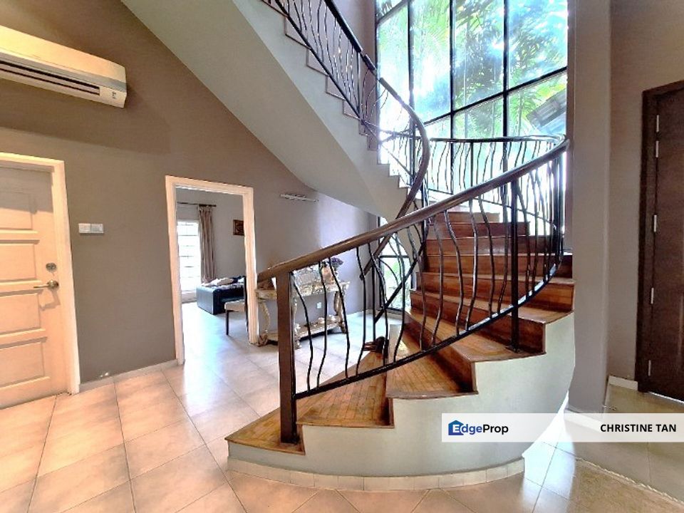 2-Storey Bungalow with Private Pool @ Kota Damansara, Selangor, Kota Damansara