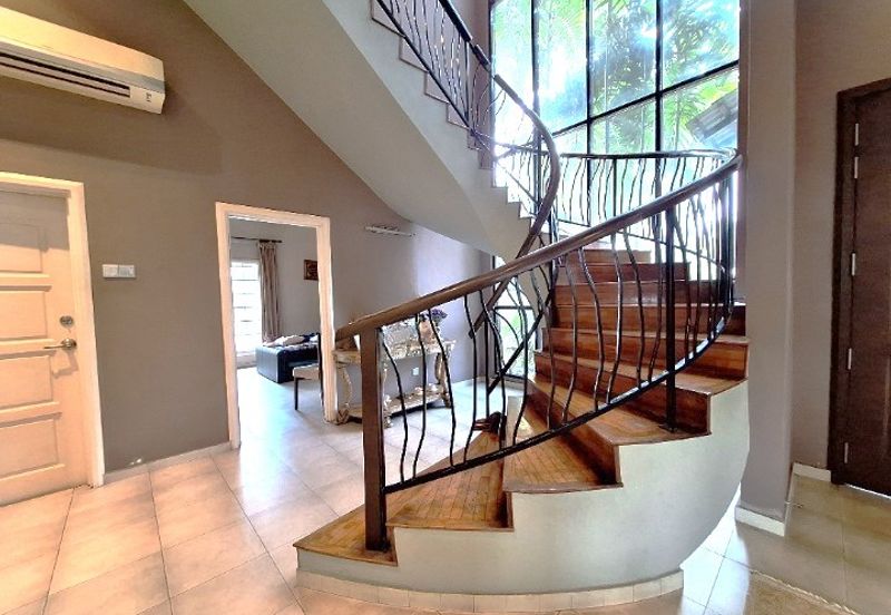 Seksyen 8, Kota Damansara