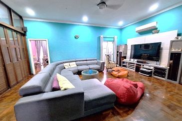 Seksyen 8, Kota Damansara