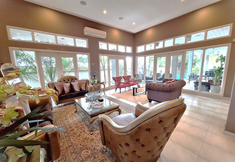 Seksyen 8, Kota Damansara