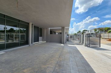 [Freehold] 2.5sty Semi D Corner 51x85 @Sungai Buloh - 12km to Bandar Sri Damansara, Petaling Jaya