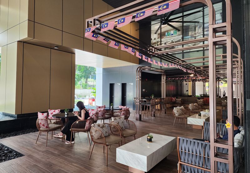 Imperial Lexis KLCC, 6% Leaseback Return - Fully Furnish with 5stars Hotel services. Near KLCC, Pavilion Mall KL, TRX, Bukit Bintang