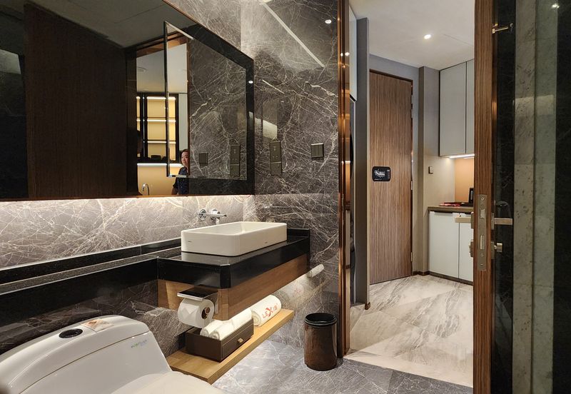 Imperial Lexis KLCC, 6% Leaseback Return - Fully Furnish with 5stars Hotel services. Near KLCC, Pavilion Mall KL, TRX, Bukit Bintang