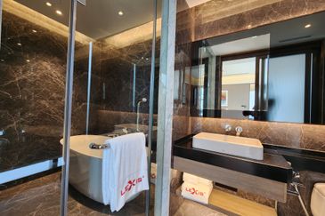 Imperial Lexis KLCC 吉隆坡丽昇帝国豪华酒店 - Opposite KLCC, Fully Furnish with 5stars Hotel services