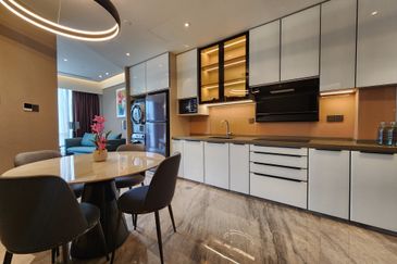 Imperial Lexis KLCC 吉隆坡丽昇帝国豪华酒店 - Opposite KLCC, Fully Furnish with 5stars Hotel services