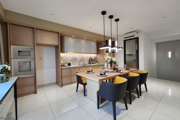 [Freehold] 2.5sty Semi D Corner 51x85 @Sungai Buloh - 12km to Bandar Sri Damansara, Petaling Jaya