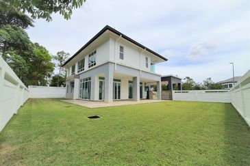 [Freehold] Amverton Hills Sungai Buloh - 2sty Bungalow near to Kepong, Petaling Jaya
