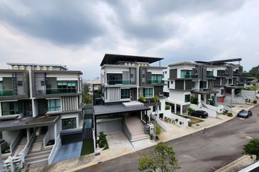 Desa Hill Villas