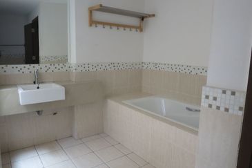 Seri Maya Condominium