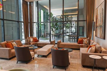 Pavilion Ceylon Hill