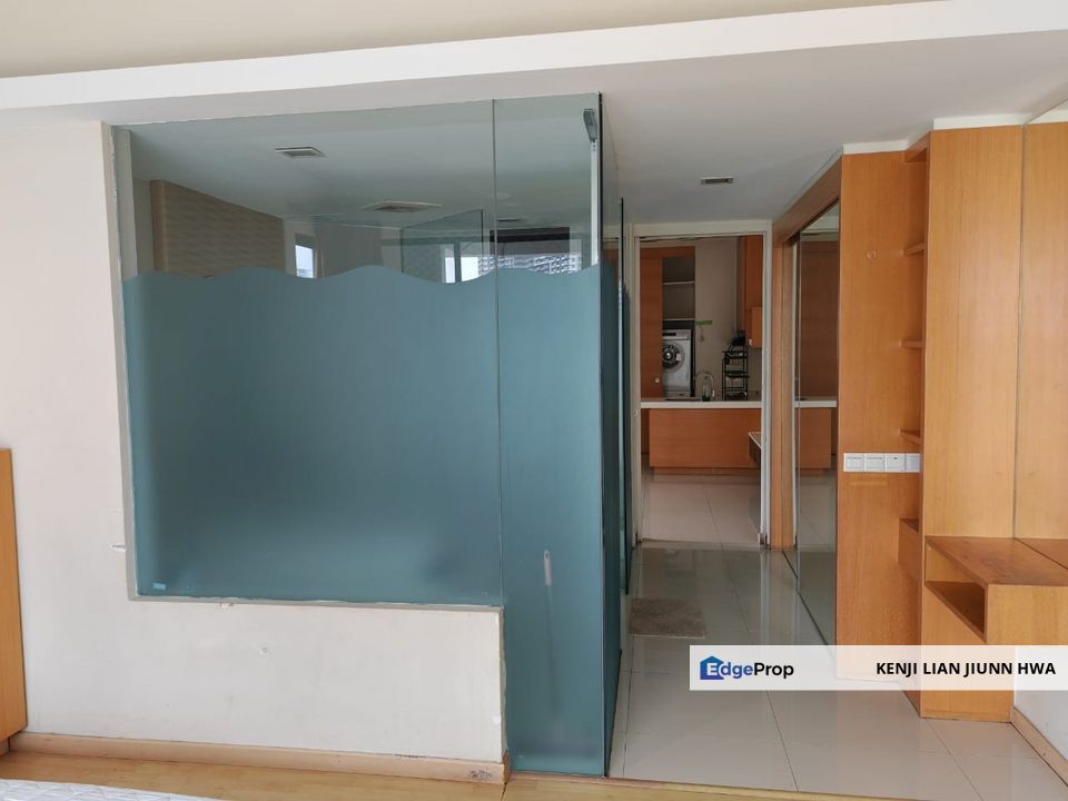 Fully Furnished with Balcony, Kuala Lumpur, Cheras