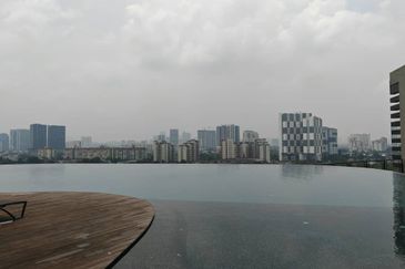 Kenwingston Platz Residence