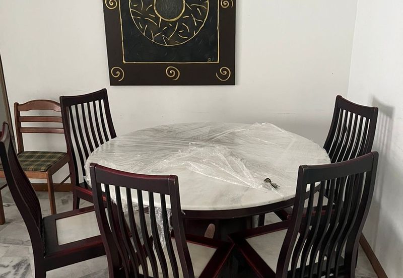 De Tropicana Condominium